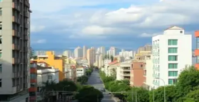 Avenida Doutor Assis Ribeiro, 7973 parada