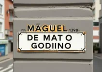 R. Manuel de Matos Godinho, 182 parada - Rotas, horários e tarifas